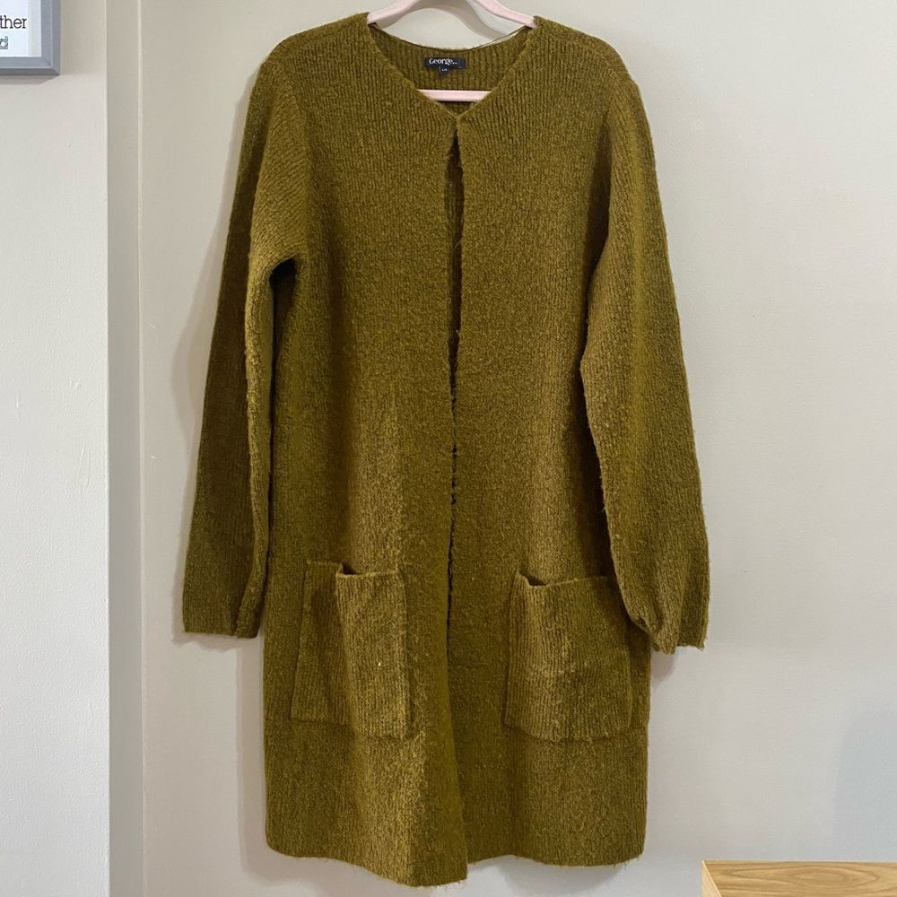 🔔 GEORGE CARDIGAN